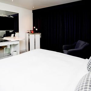 Superior Double Room Club Noise
